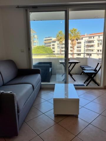 Apartment Terrasse Pres De La